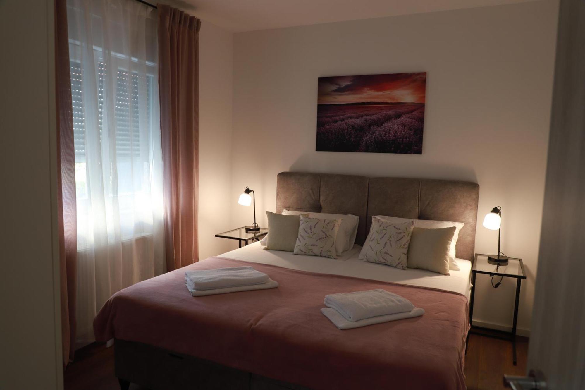 Holiday Apartments Ivano & Leo - Private Parking Zadar Exterior foto
