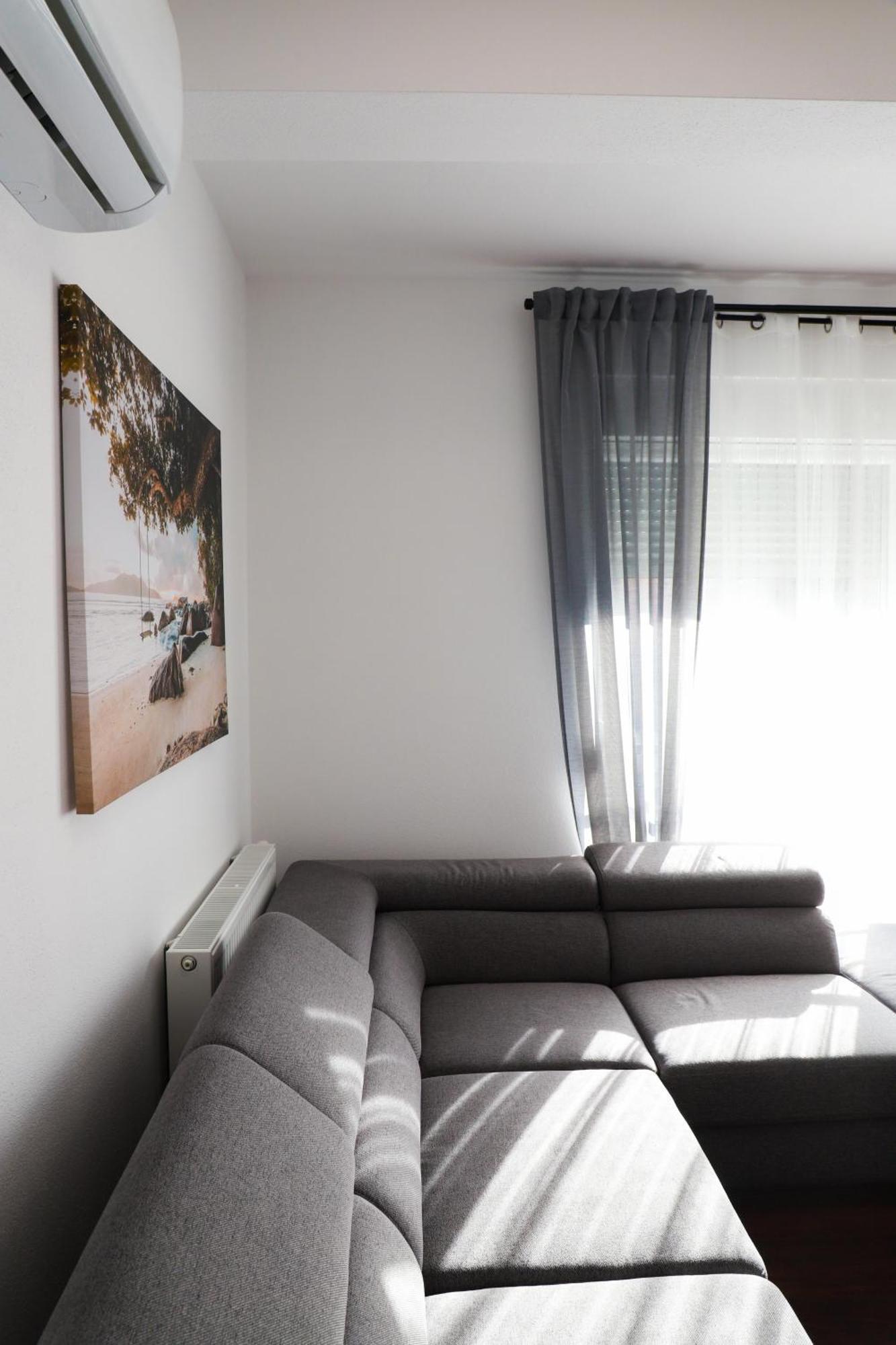 Holiday Apartments Ivano & Leo - Private Parking Zadar Exterior foto