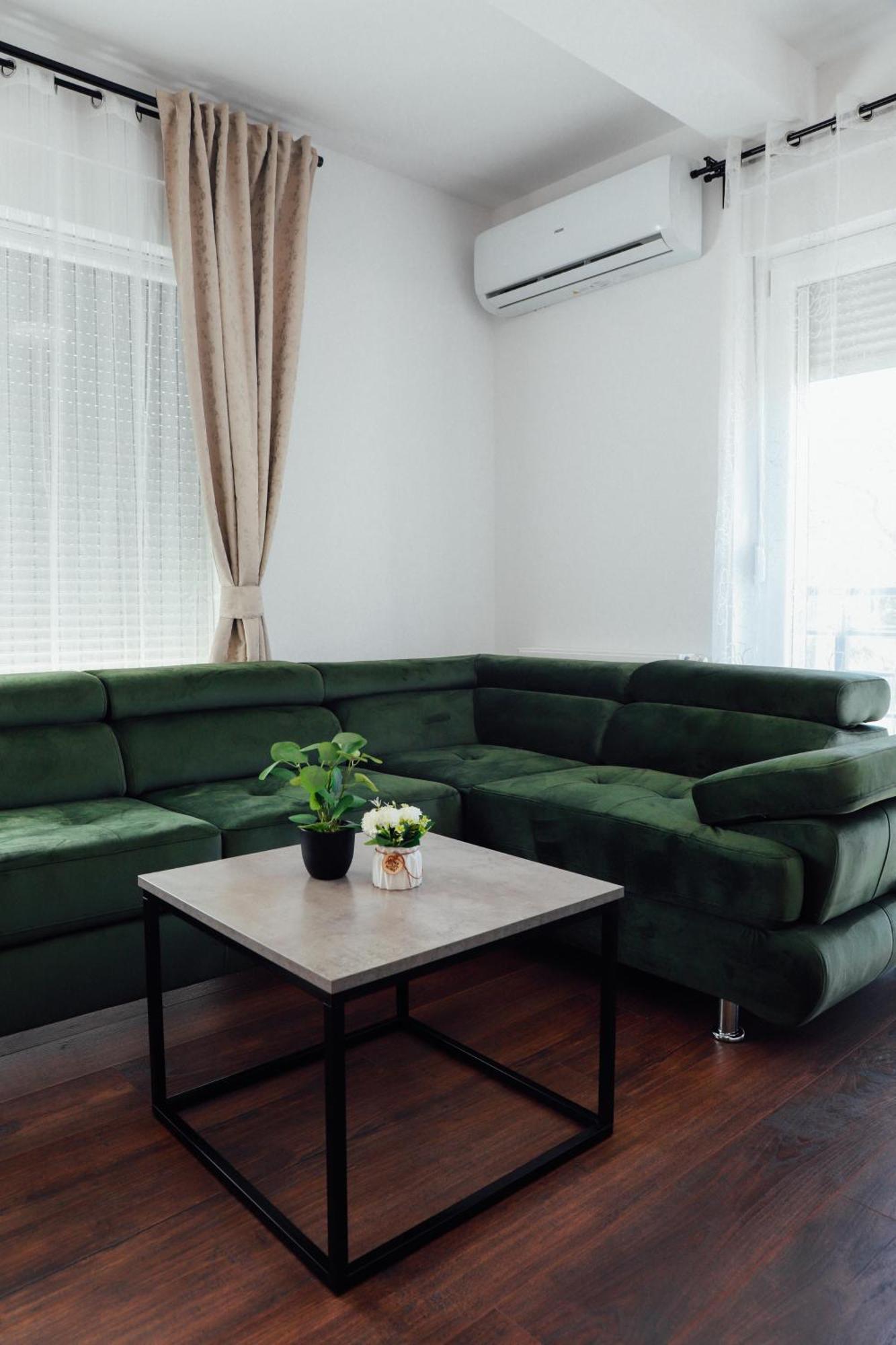 Holiday Apartments Ivano & Leo - Private Parking Zadar Exterior foto